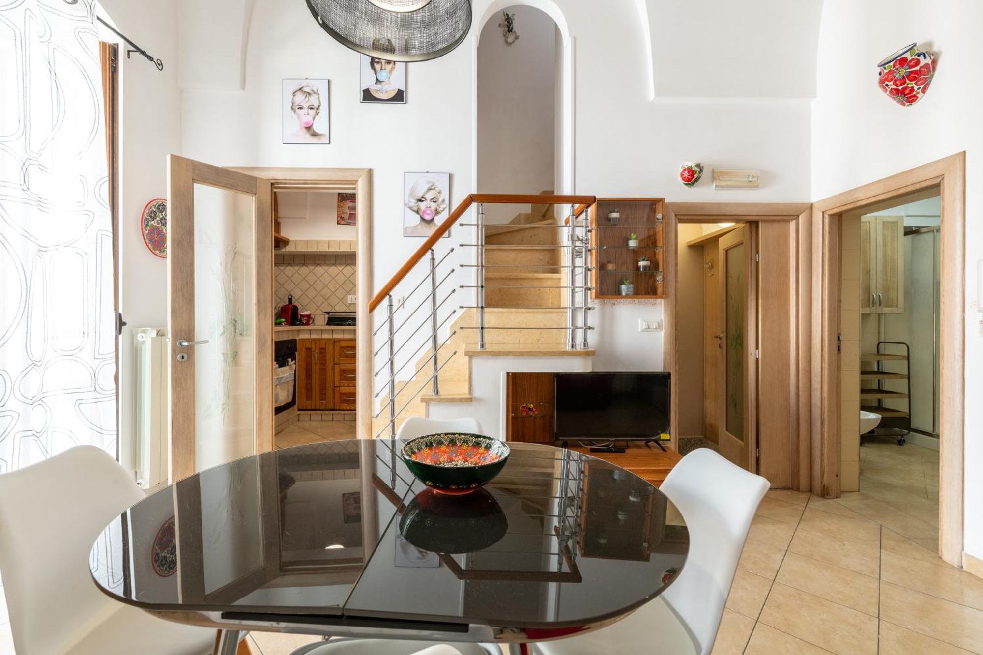White Stone Flats & Studios Остуні Екстер'єр фото